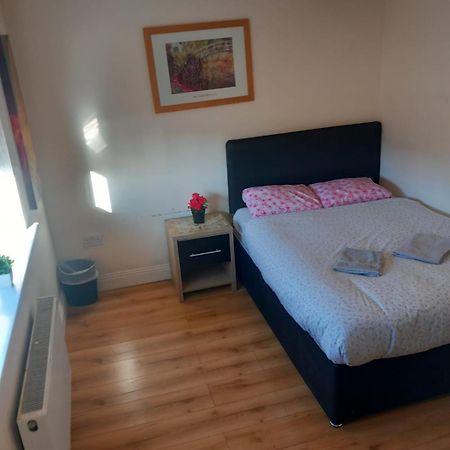 The Comfy Cottage Swords Luaran gambar